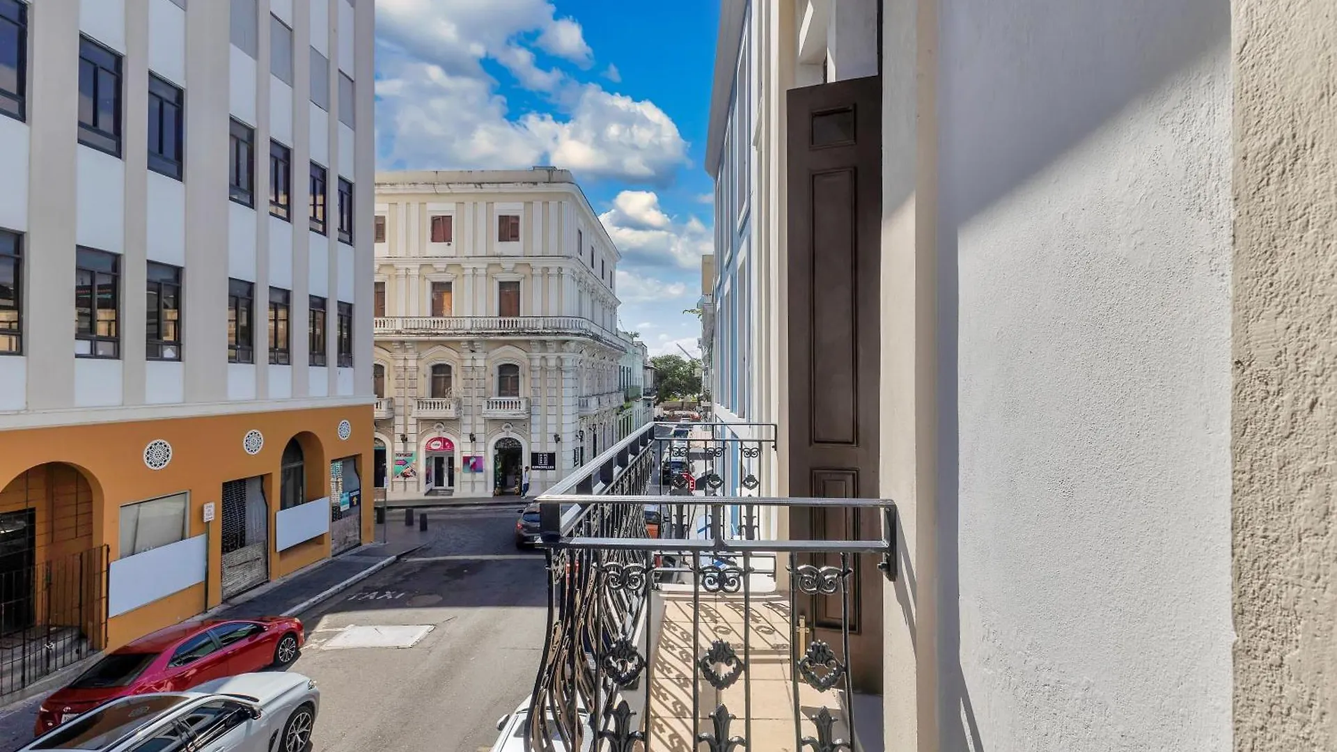 **  Armas Hotel San Juan Puerto Rico