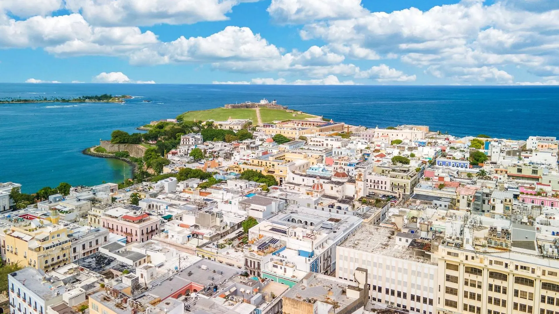 Armas Hotel San Juan 2*,
