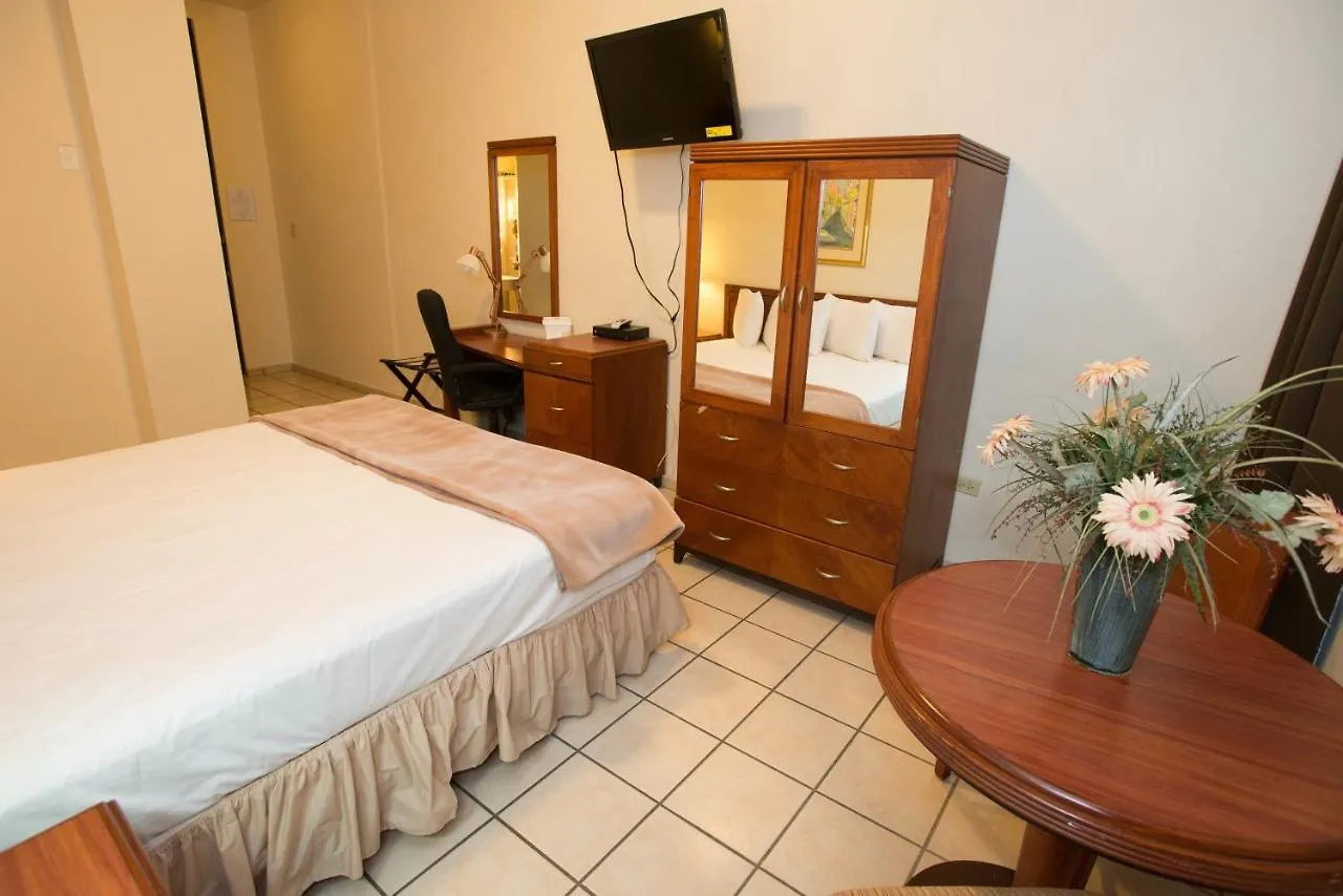 Armas Hotel San Juan